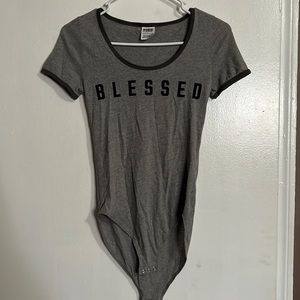 Never been worn didn’t fit no tags